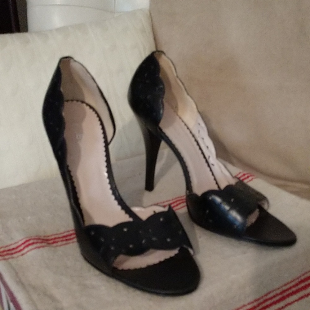 Black BCBG Heels